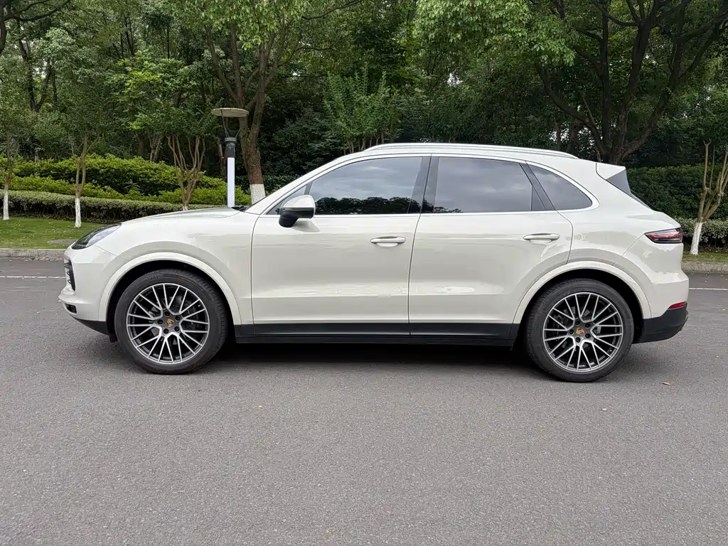 Porsche Cayenne 2019 Cayenne 3.0T