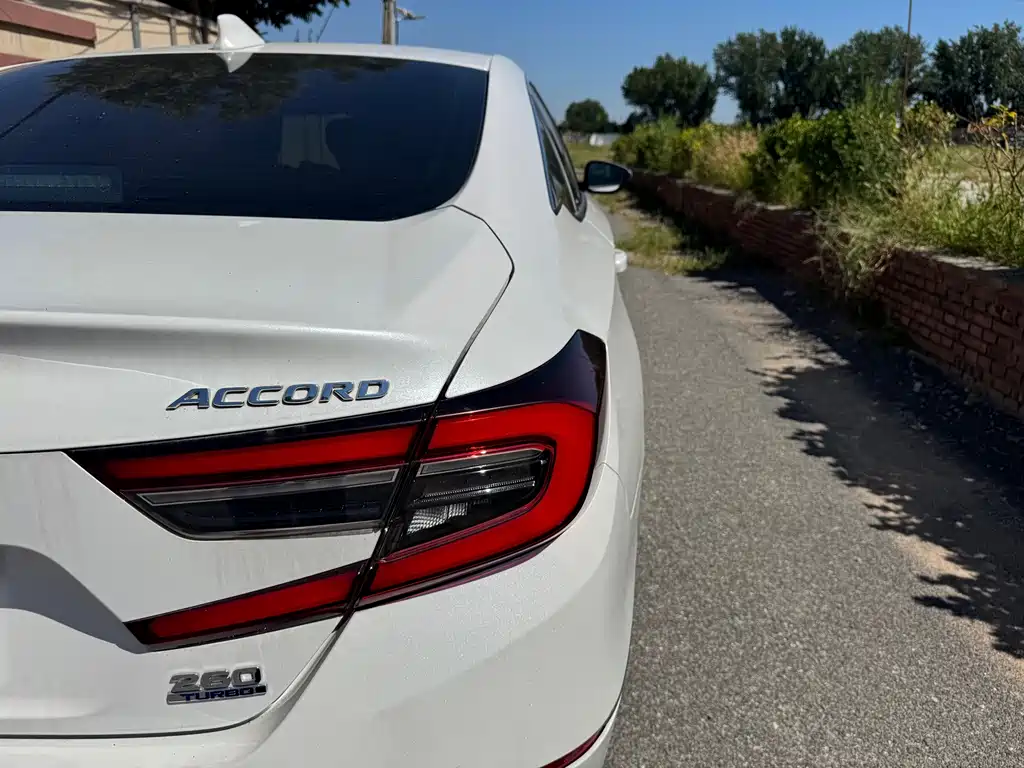Honda Accord — миниатюра 27
