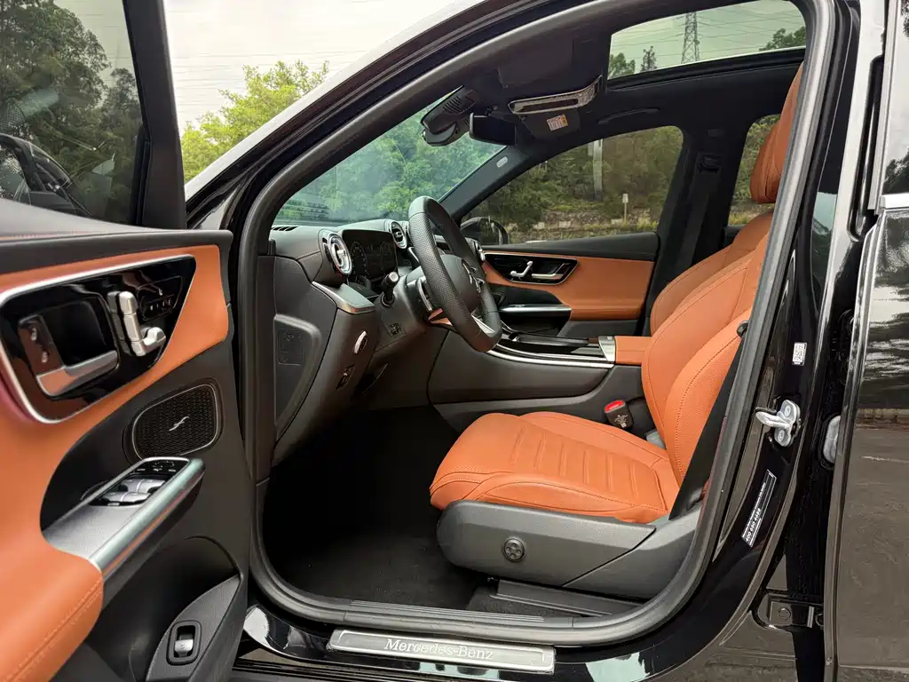 Mercedes-Benz GLC 2024 GLC 260 L 4MATIC Luxury 5 мест