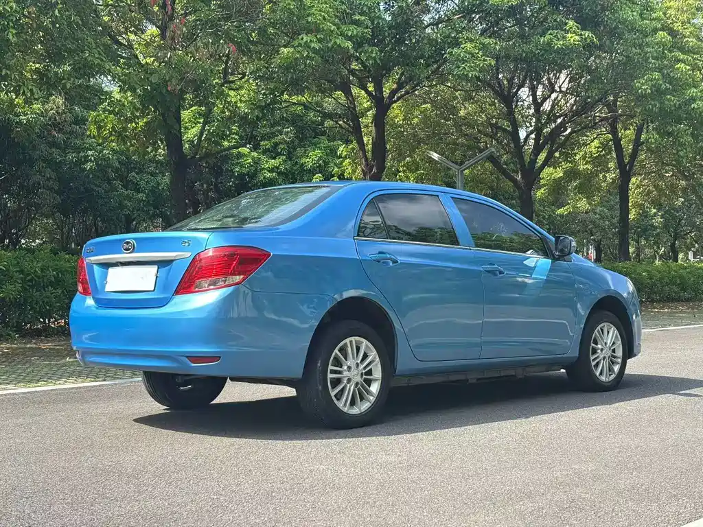 BYD e5 — миниатюра 7