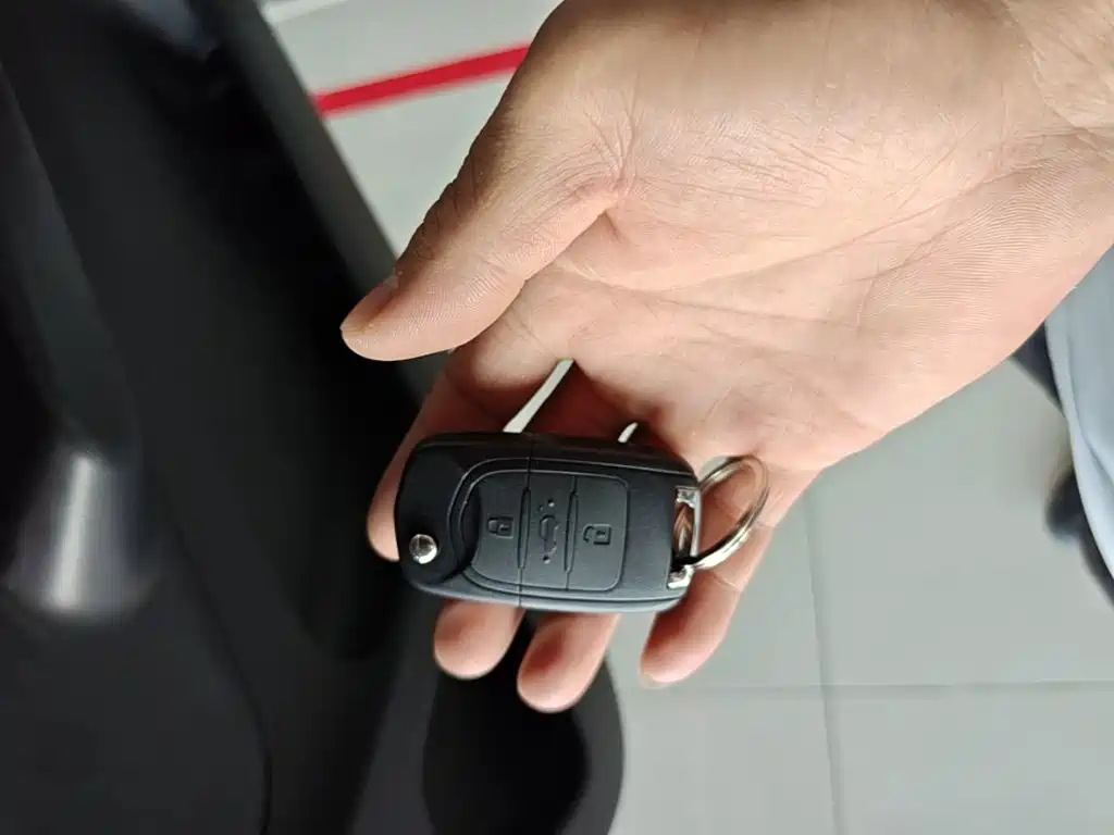 Wuling MINIEV — миниатюра 9