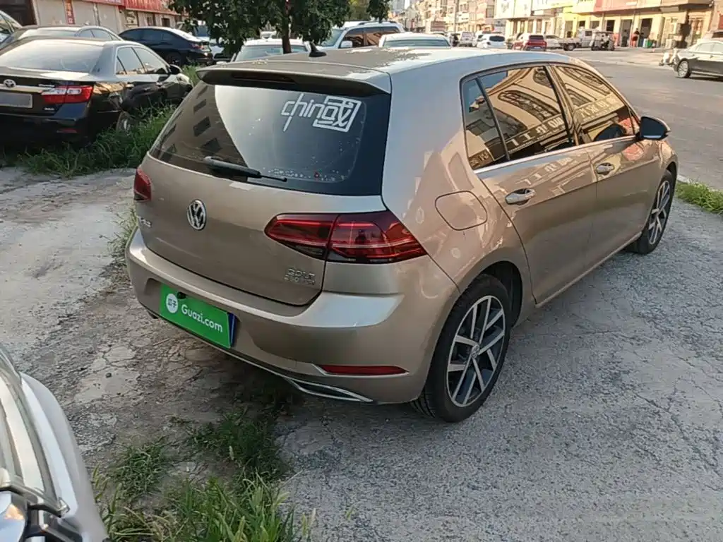 Volkswagen Golf — миниатюра 7