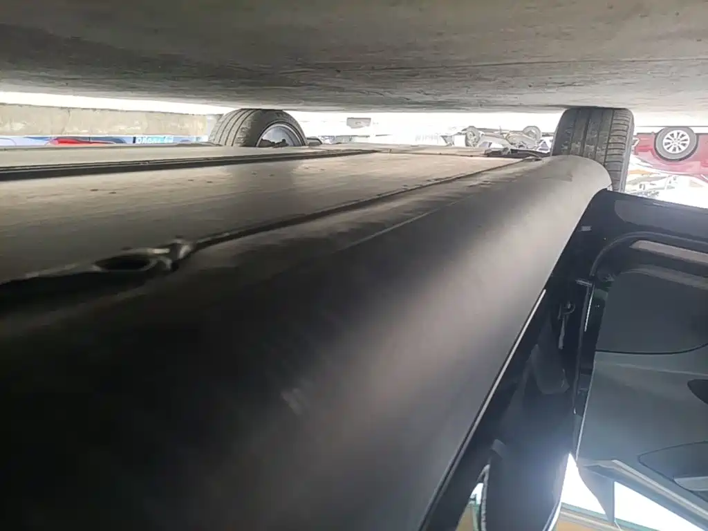 Tesla Model Y — миниатюра 22