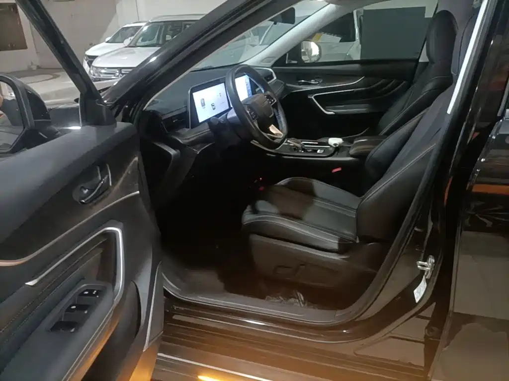 Venucia V — миниатюра 16