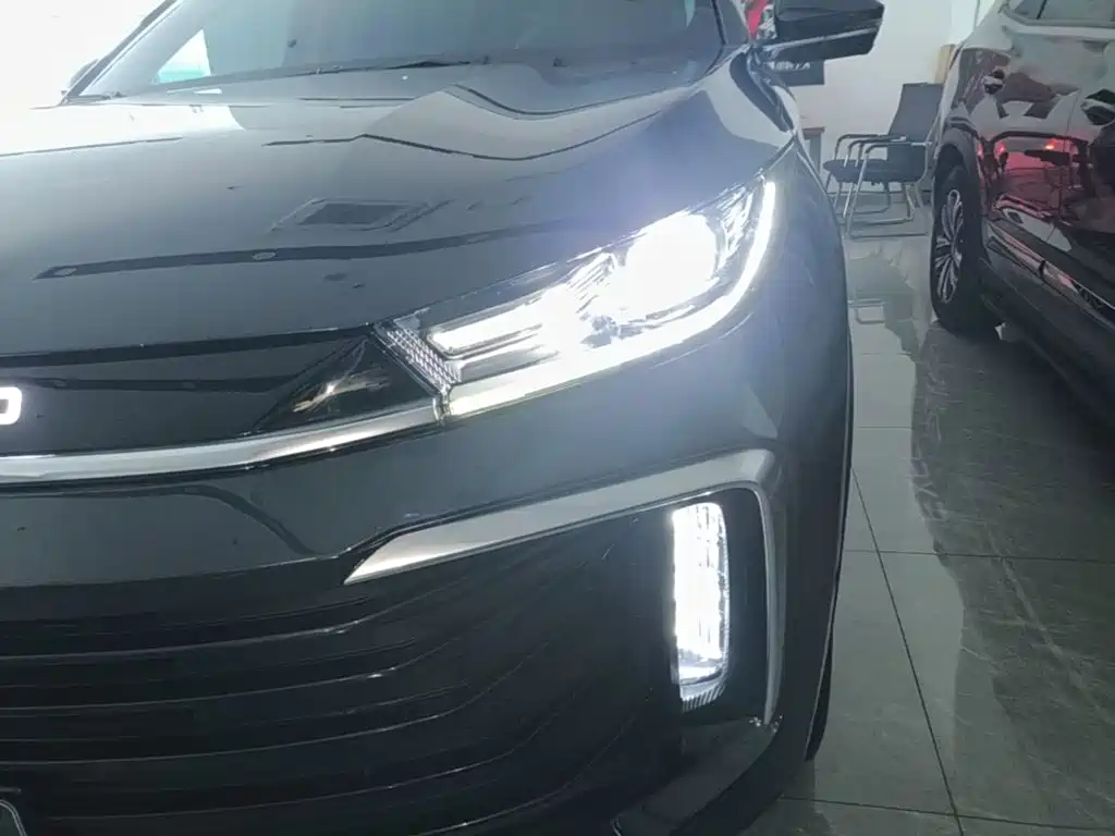 Exeed Lingyun — миниатюра 24