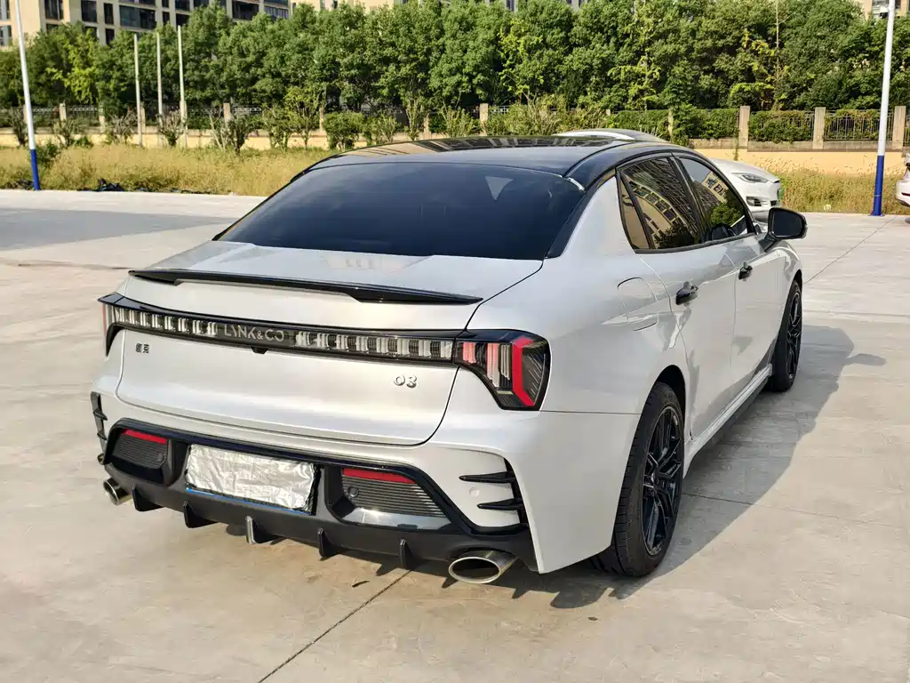 Lynk & Co 03 — миниатюра 6