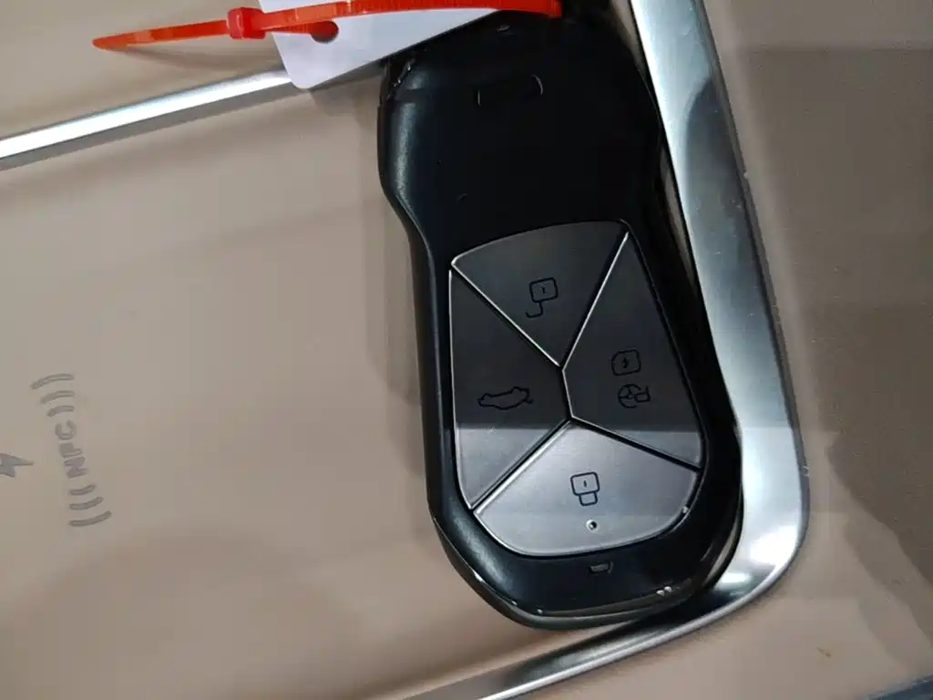 XPeng G9 — миниатюра 9