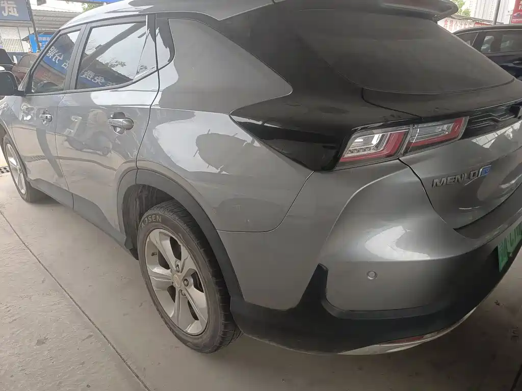 Chevrolet Menlo — миниатюра 12