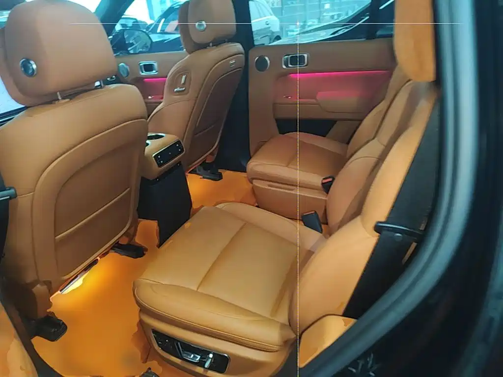 Li Auto Li L8 — миниатюра 17