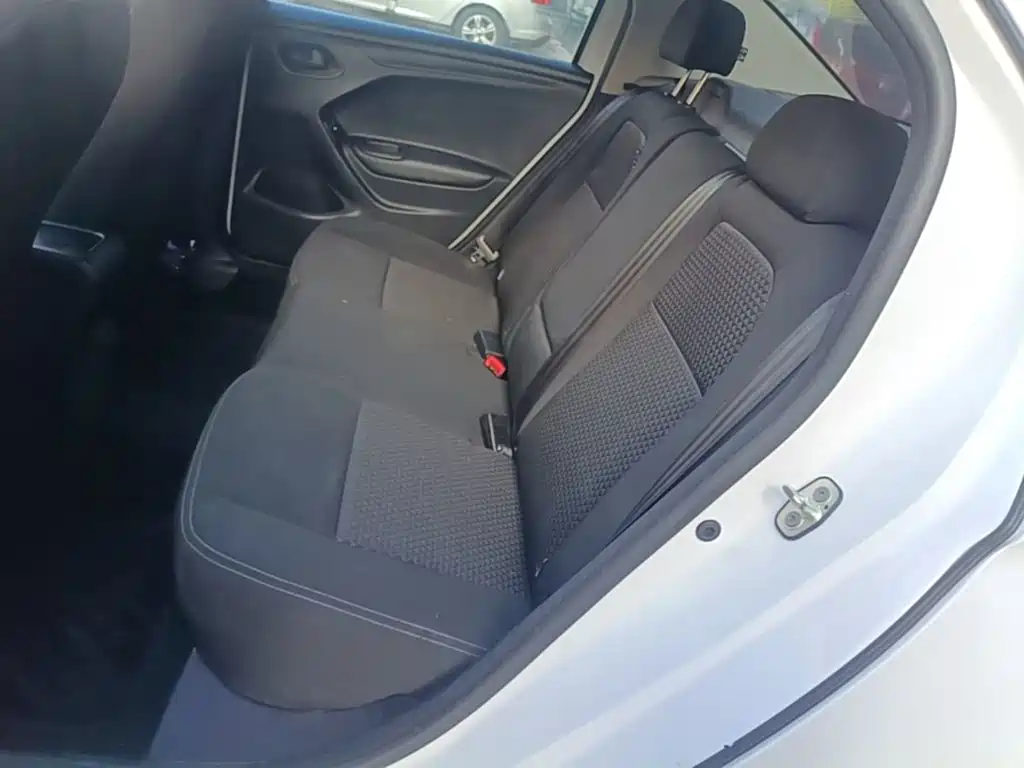 Citroen Elysee — миниатюра 17