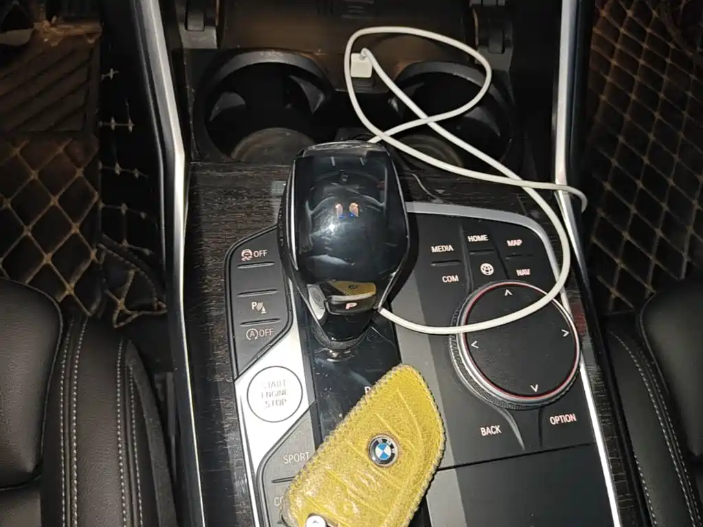 BMW 3 Series — миниатюра 14