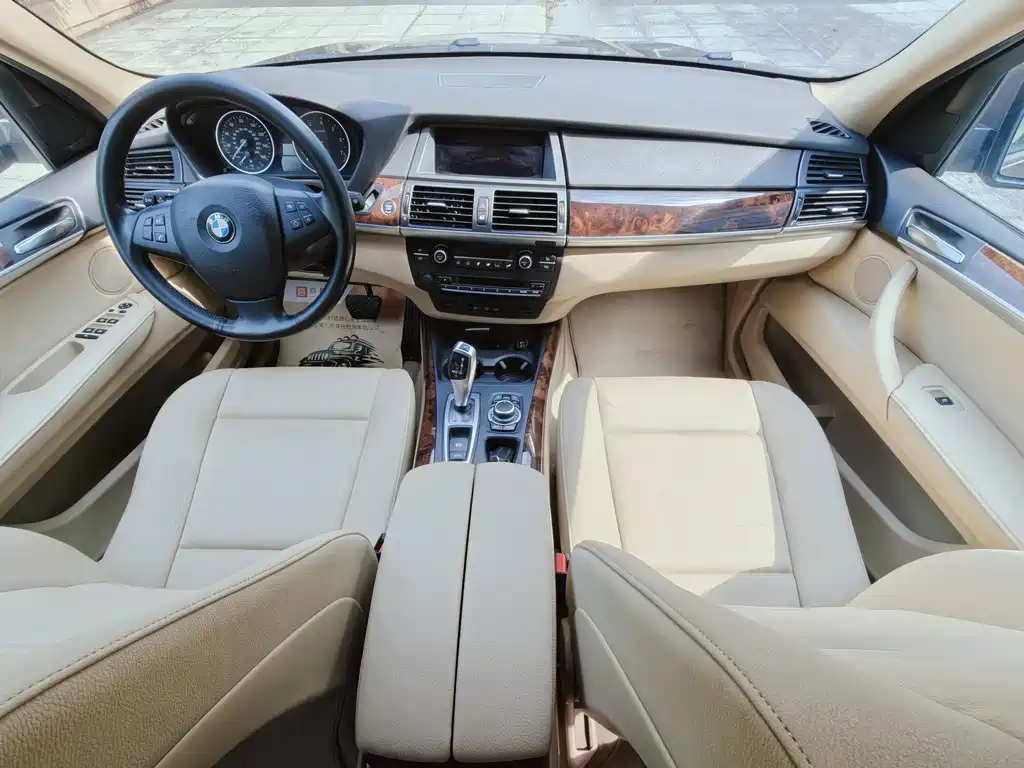 BMW X5 (Import) — миниатюра 17