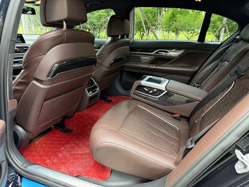 BMW 7 Series 7 2019 740Li Lead M Sport