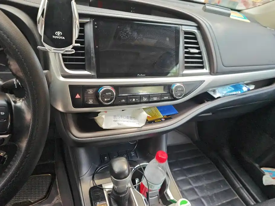 Toyota Highlander — миниатюра 13