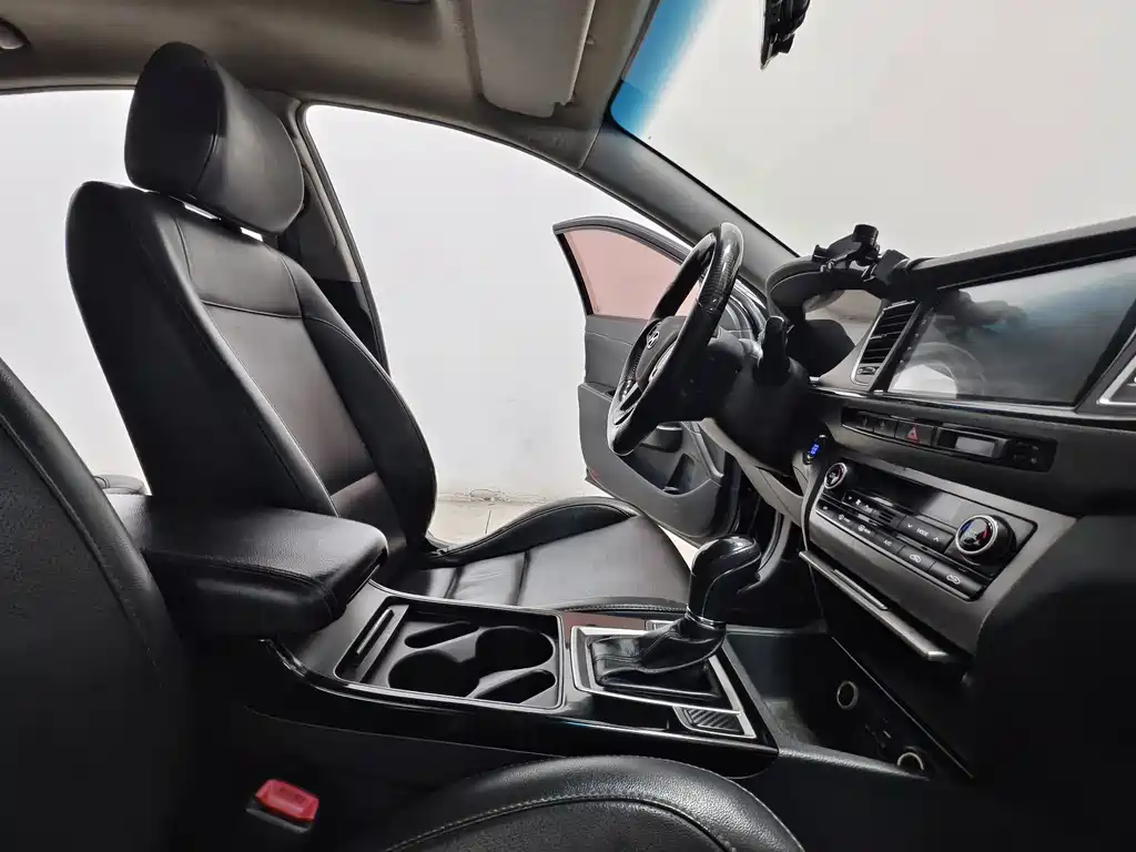 Hyundai Mistra — миниатюра 15