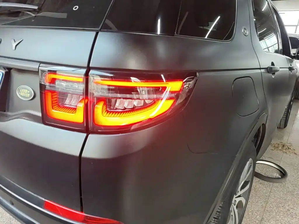 Land Rover Discovery Sport — миниатюра 8