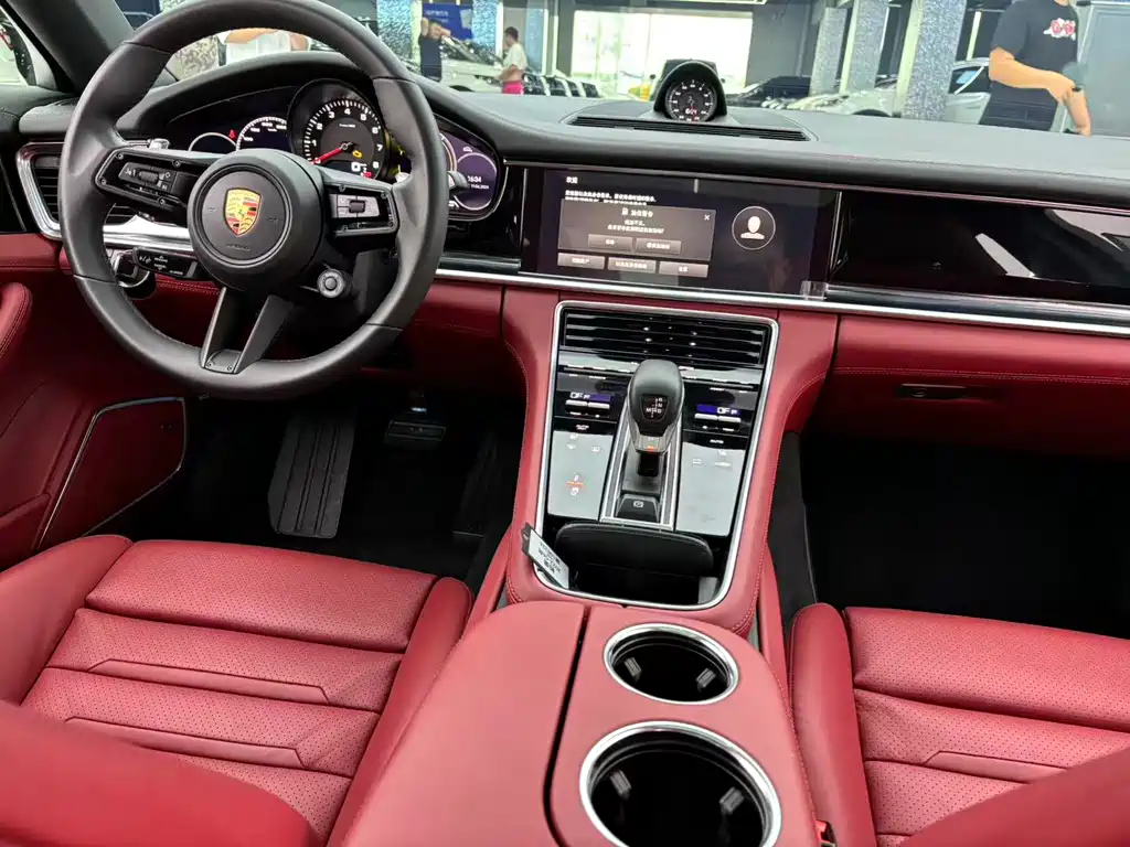 Porsche Panamera — миниатюра 7