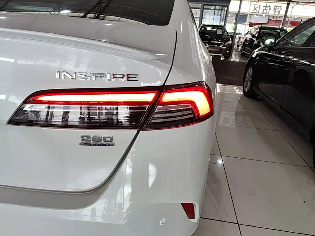 Honda Inspire — миниатюра 8
