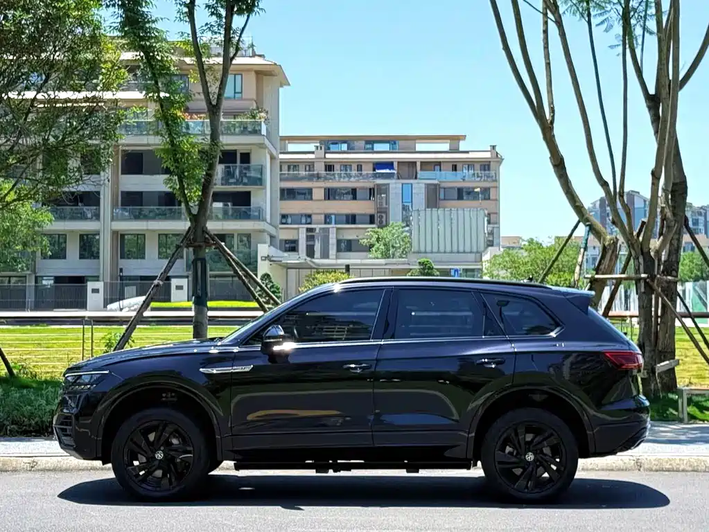 Volkswagen Touareg — миниатюра 9