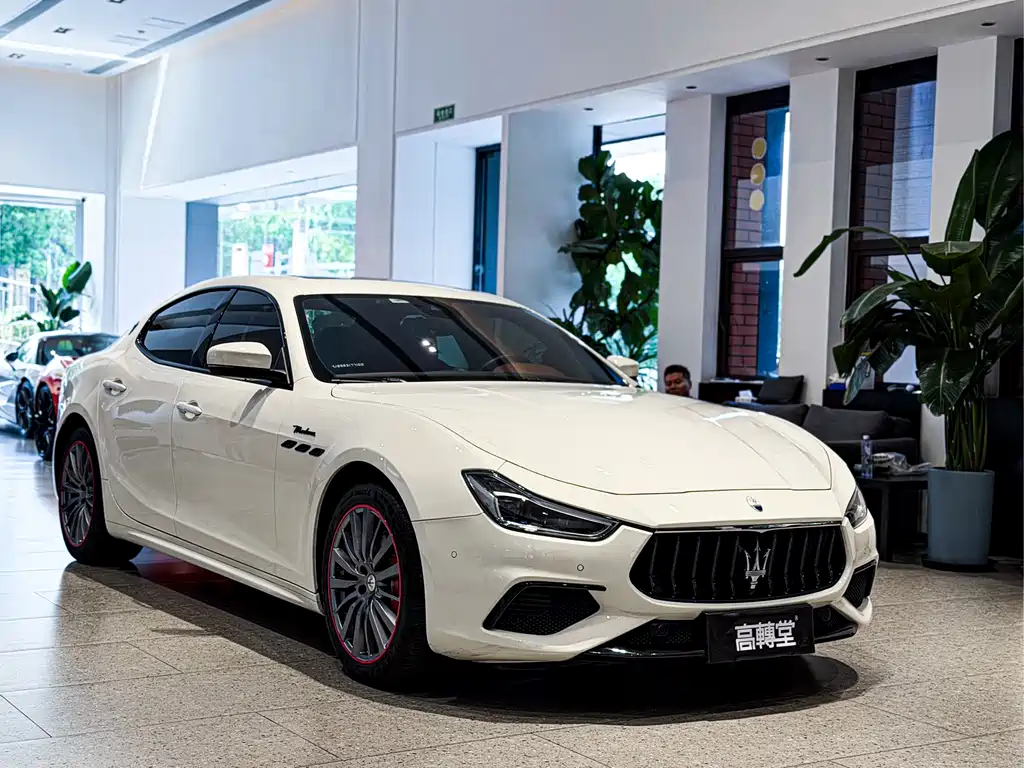 Maserati Ghibli — миниатюра 5