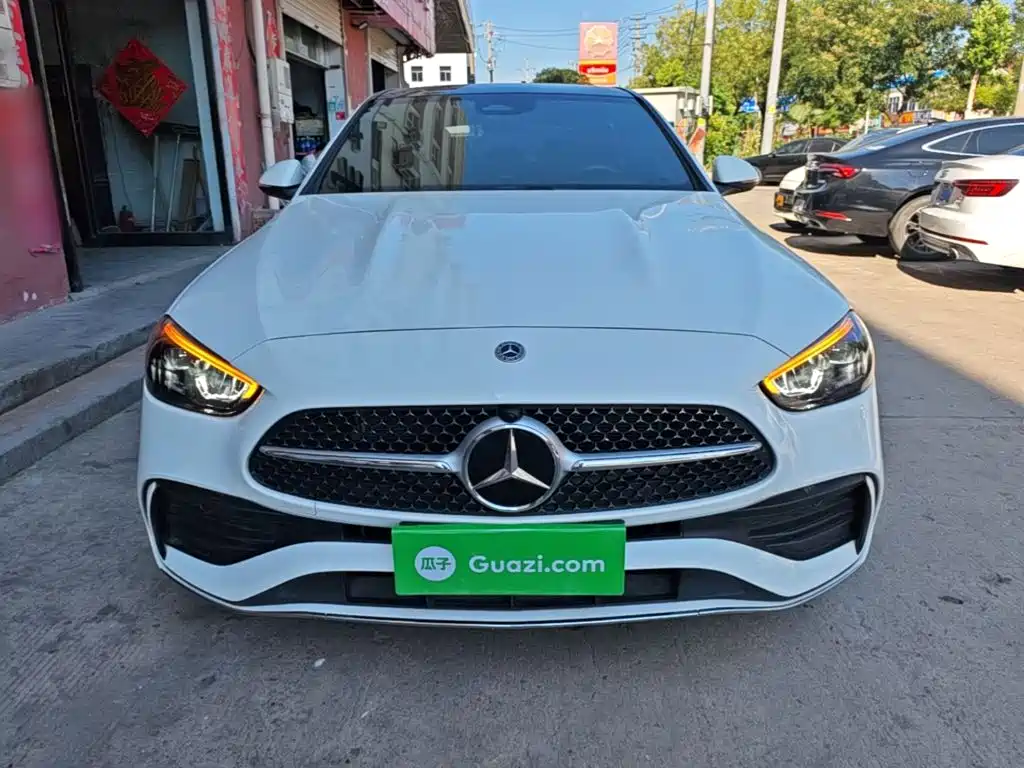 Mercedes-Benz C-Class — миниатюра 3