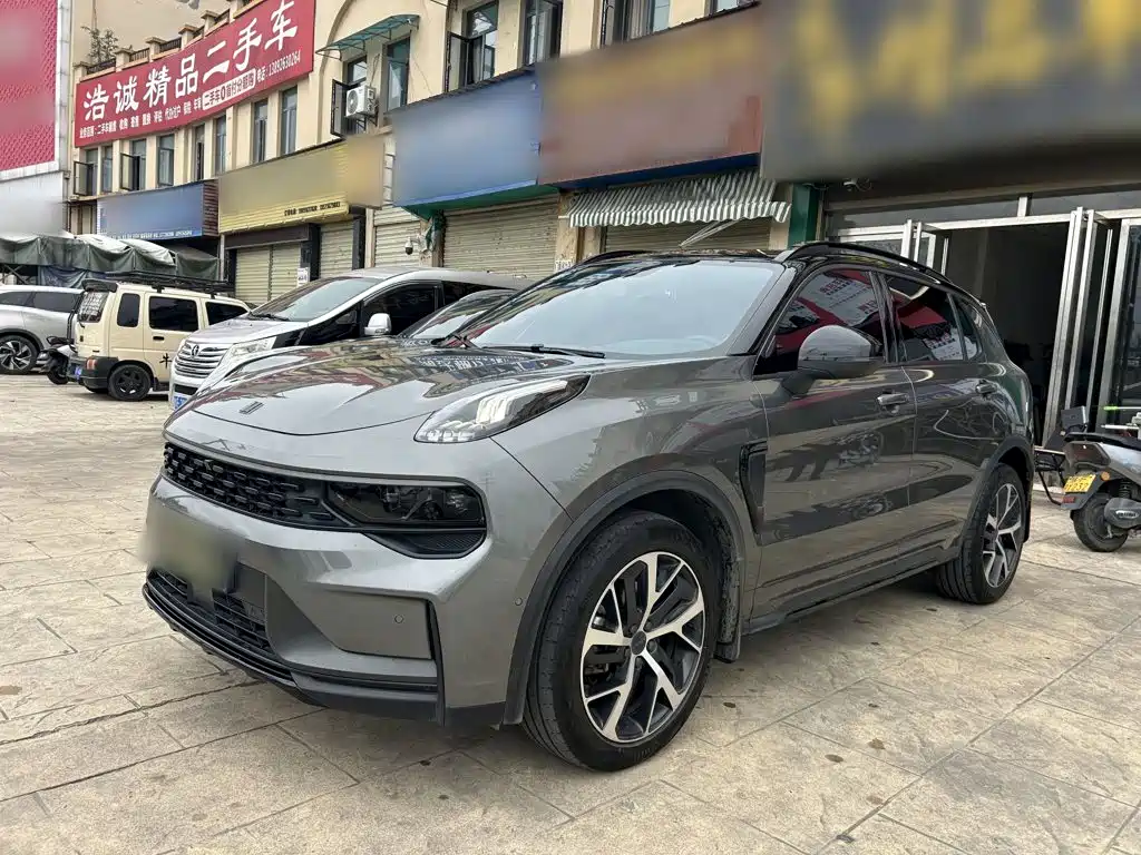 Lynk & Co 01 — миниатюра 2