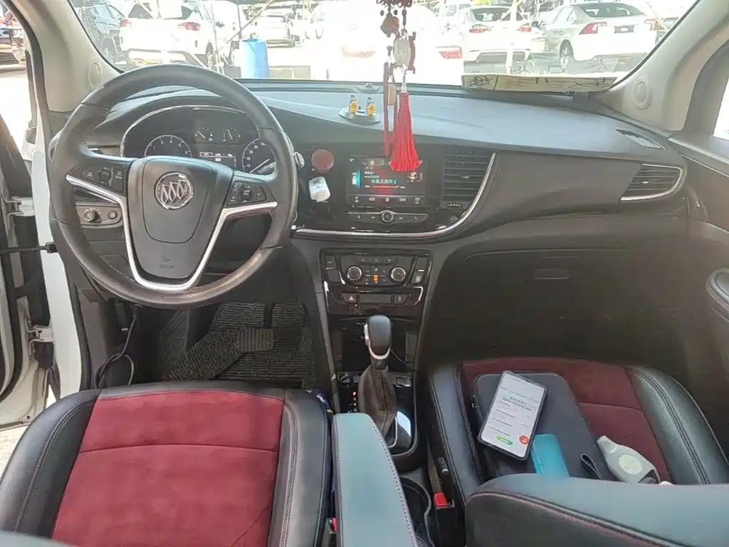 Buick Encore — миниатюра 10