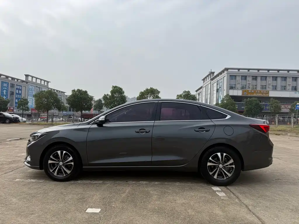 Changan Eado — миниатюра 9