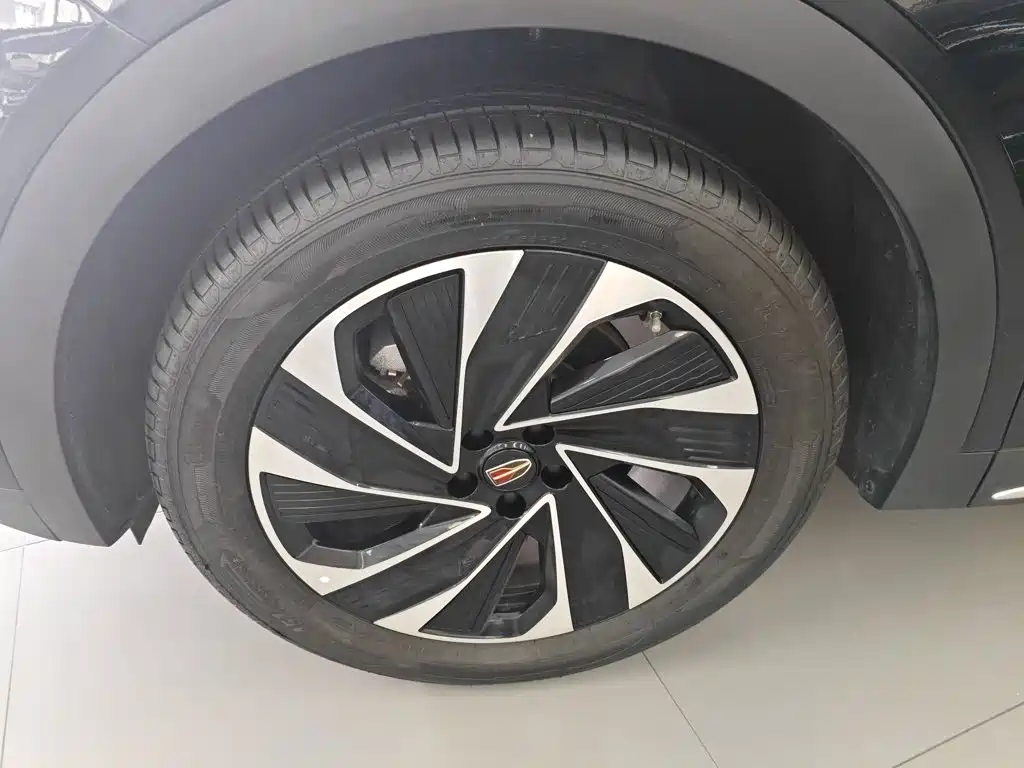 Hongqi Hongqi HS7 PHEV — миниатюра 25