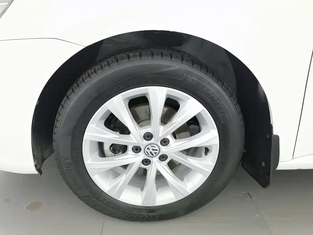 Volkswagen Lavida — миниатюра 17