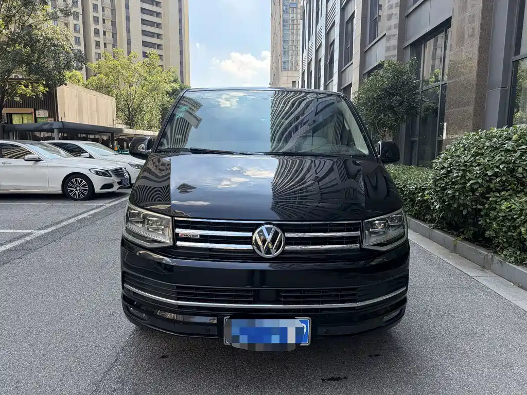 Volkswagen Multivan — миниатюра 7