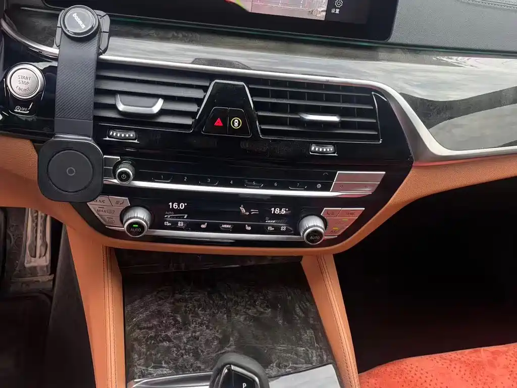 BMW 6 Series GT — миниатюра 8