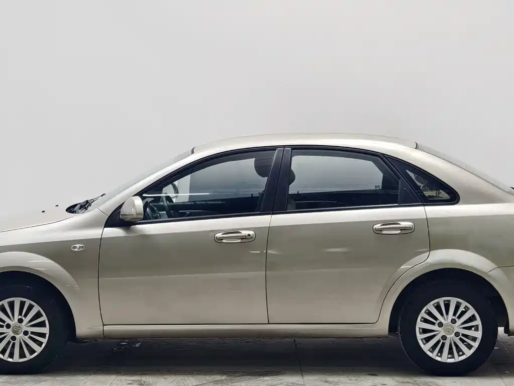 Buick Excelle — миниатюра 7