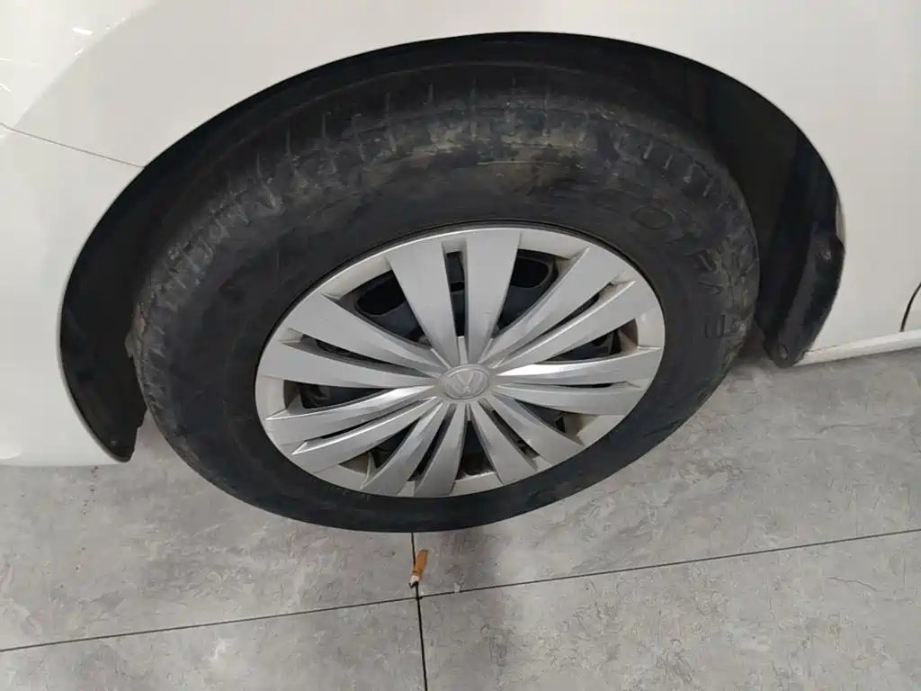 Volkswagen Santana — миниатюра 23