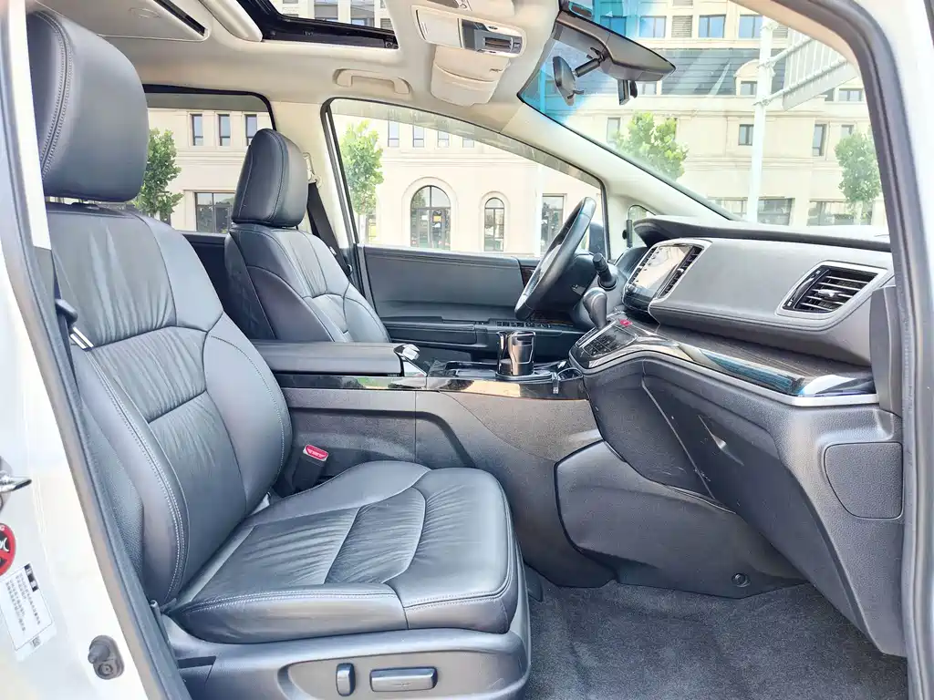 Honda Odyssey — миниатюра 5