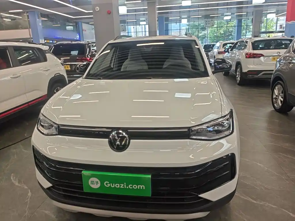 Volkswagen Tharu — миниатюра 3