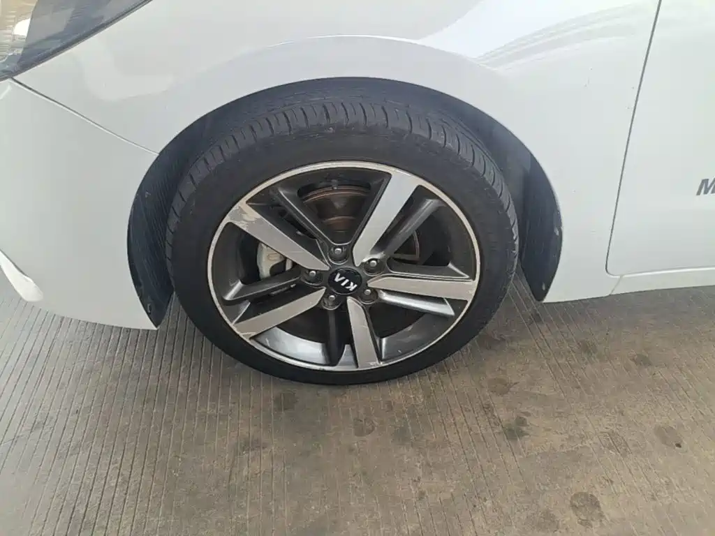Kia K3 — миниатюра 23