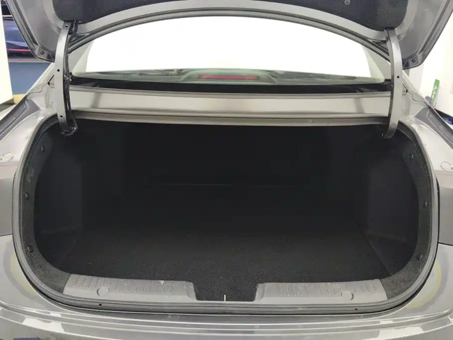 Changan Eado — миниатюра 4