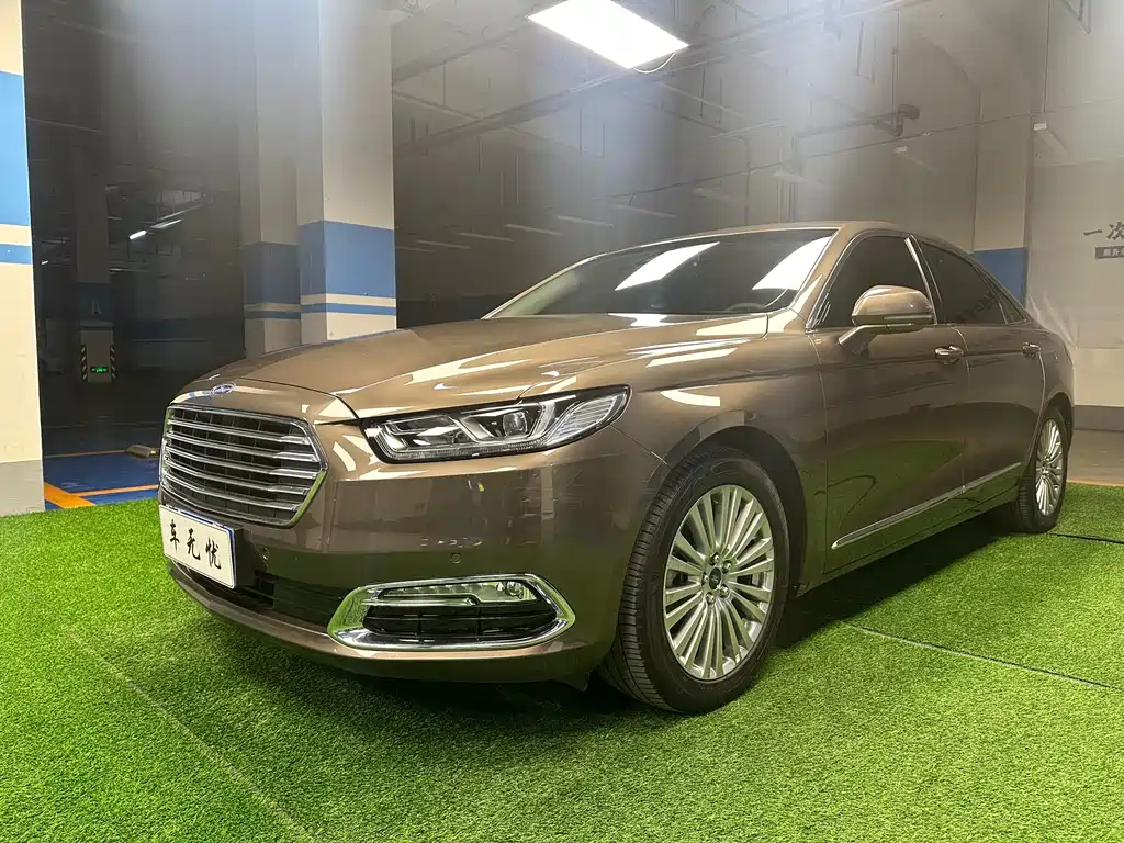 Ford Taurus 2018