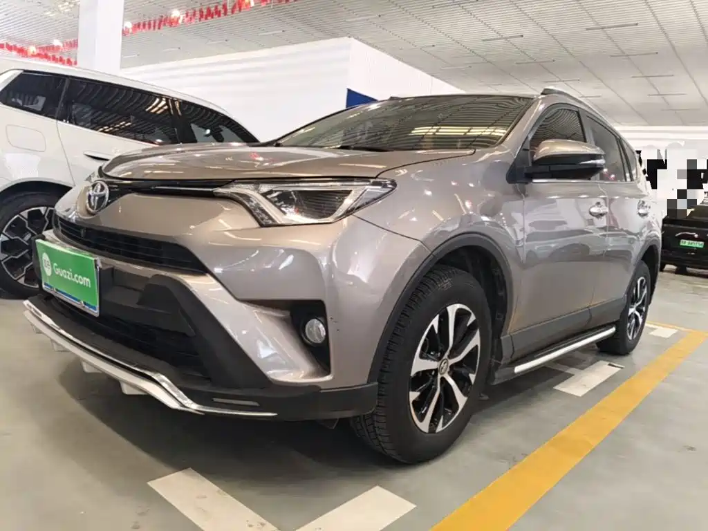 Toyota RAV4 — миниатюра 2