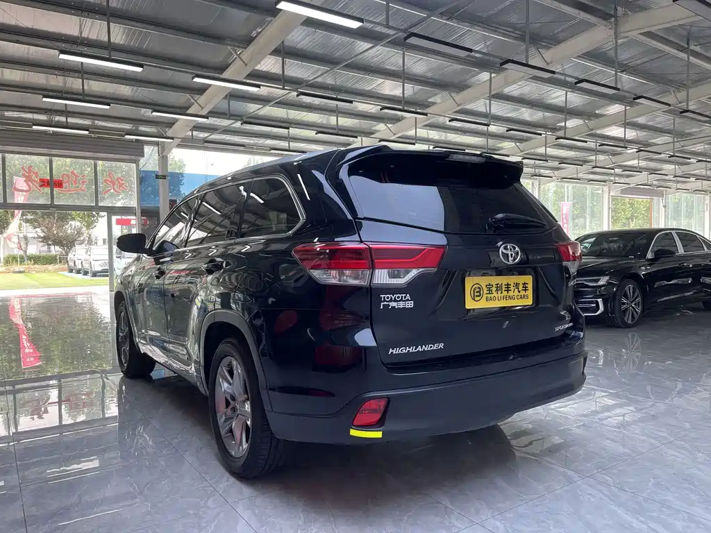 Toyota Highlander — миниатюра 4