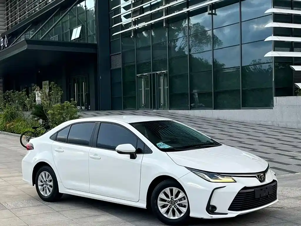Toyota Corolla — миниатюра 8