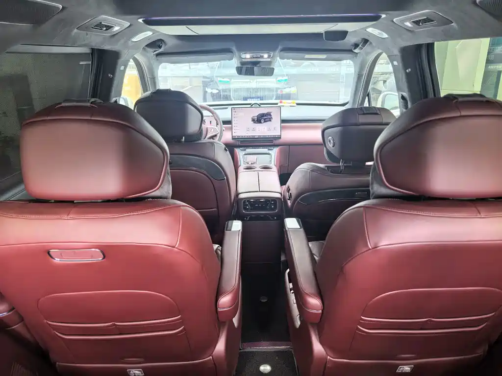 VOYAH Taishan — миниатюра 22