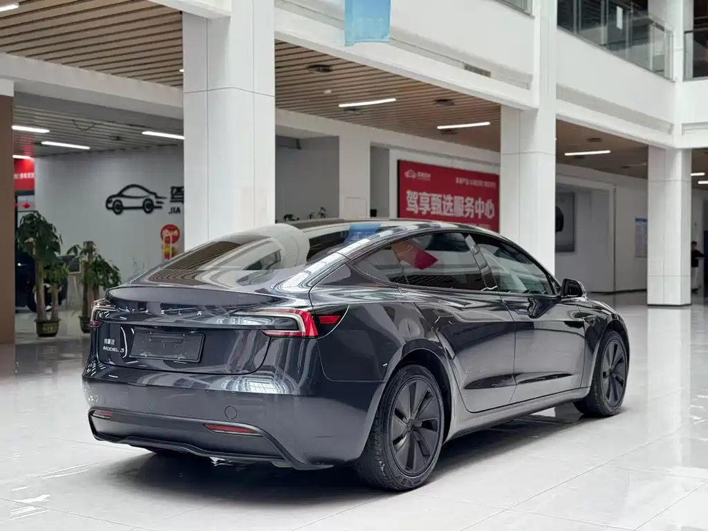 Tesla Model 3 — фотографии объявления, Фото 6