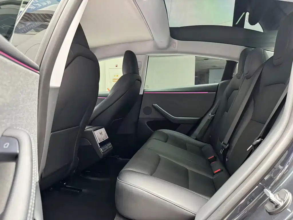 Tesla Model 3 — фотографии объявления, Фото 13