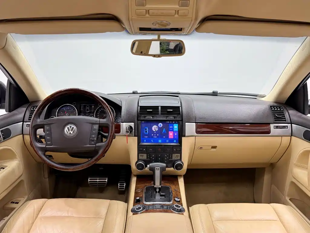 Volkswagen Touareg — миниатюра 13