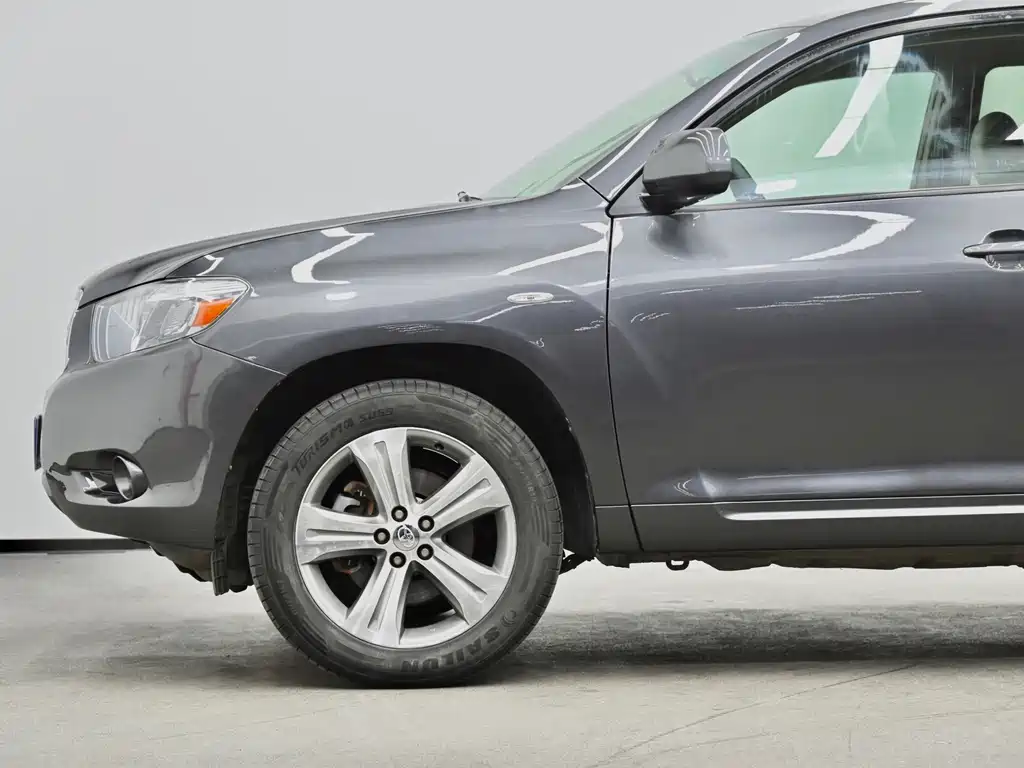 Toyota Highlander — миниатюра 30