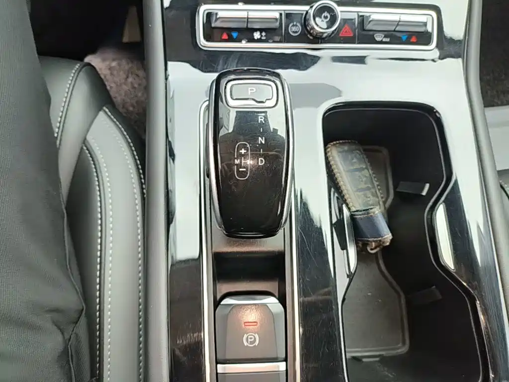 Qoros Qoros 7 — миниатюра 14