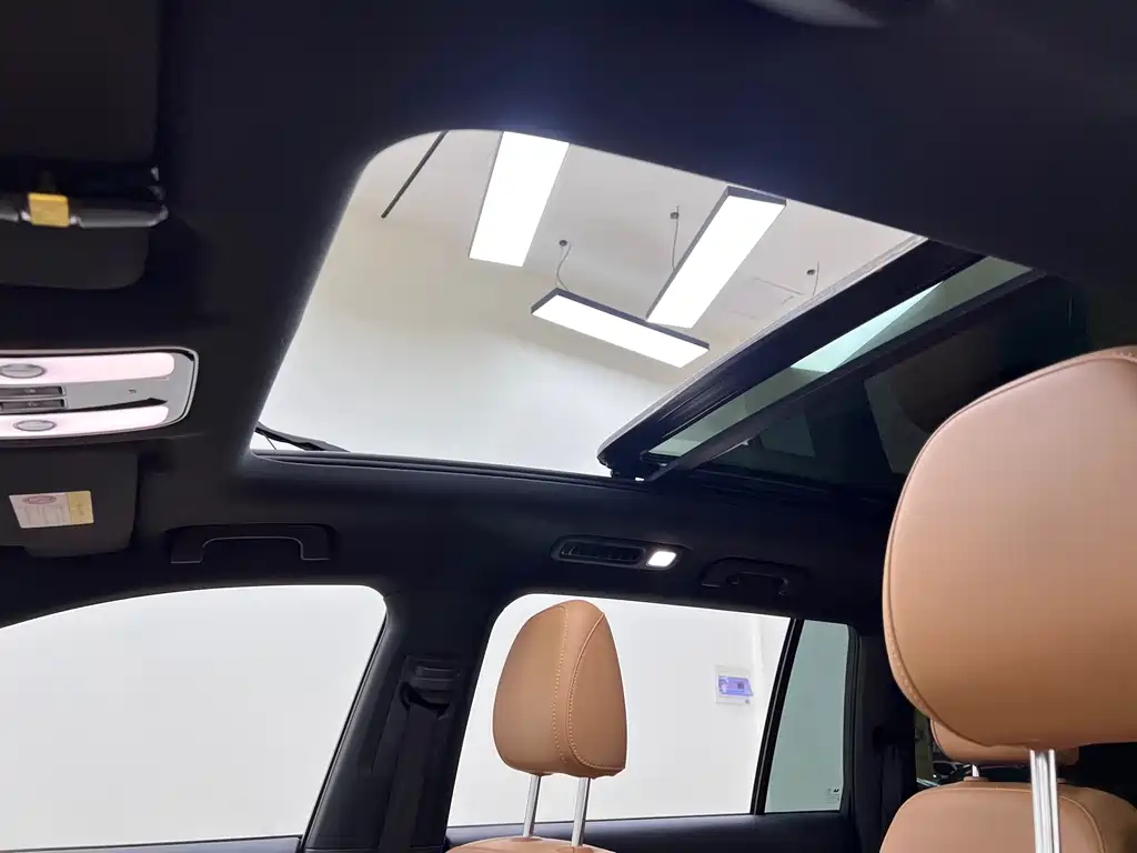 Li Auto Li ONE — миниатюра 26
