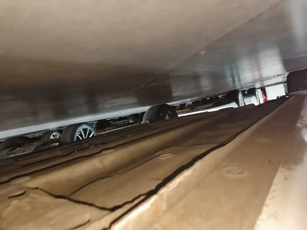 Hyundai Elantra — миниатюра 21